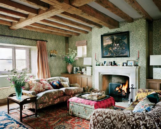 Luxury interior design living room - George Smith Plum Skyes