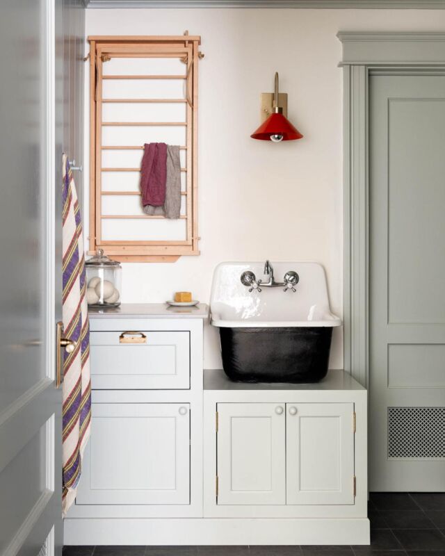 summer wash station. hope you are all out there having a splash! 

Laundry room from our latest project featured in @archdigest. Additional Resources will appear in Stories and saved to Highlights.

Interior Architecture & Design: @landedinteriors
Project team: @tiffanymkim
Architecture & Engineering: William Duff Architects
Construction: @cook_construction_sf
Photography: @haris.kenjar
