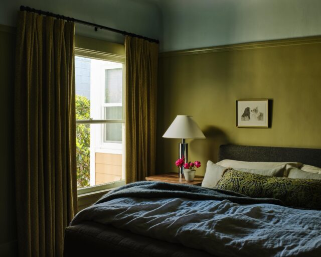 Our Anza project is up now on @dominomag! Many years in the making, this was one of our very first furnishing projects when @kloythanomsup started the company 11 years ago. We were later called back for a restoration with architect Susanna Douglas and @benhardybuilds for clients who really took the care and stewardship to refresh the older bones with interventions that made the background more solid - plus a bath renovation. For us, it’s not a lot of pattern. Just some good paint, textures, and a focus on contemporary heirloom-quality furniture and artwork. 

We are so thankful to be featured in Domino once more, with words by @kristenflanagan and photography by our dear friend @aysia. Link in profile for more.

Interior Design: @landedinteriors #landedinteriors
Project Team: @kloythanomsup and @rebeccamullerdesigns 
Architecture: Susanna Douglas
Construction: @benhardybuilds 
Photography: @aysia 
Publication: @dominomag