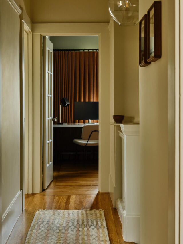Tucked at the end of the hallway is an office and guest spillover space. Custom mattresses stack to create a daybed; when unstacked, they are twin beds for nieces and nephews. The stool is a @benandajablanc piece, purchased almost 10 years ago, still looking fresh. See more from the @dominomag story on this project at the link in profile!

Interior Design: @landedinteriors #landedinteriors
Project Team: @kloythanomsup and @rebeccamullerdesigns 
Architecture: Susanna Douglas
Construction: @benhardybuilds 
Photography: @aysia 
Publication: @dominomag